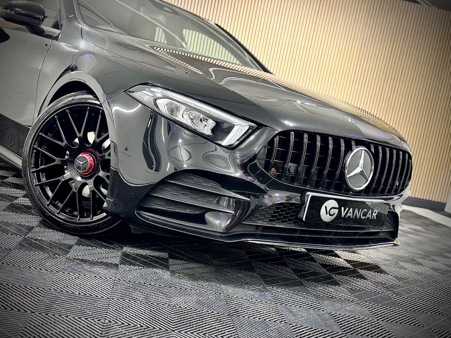 Used Mercedes-Benz A-Class 2018 for sale - 77289570: Photo 8