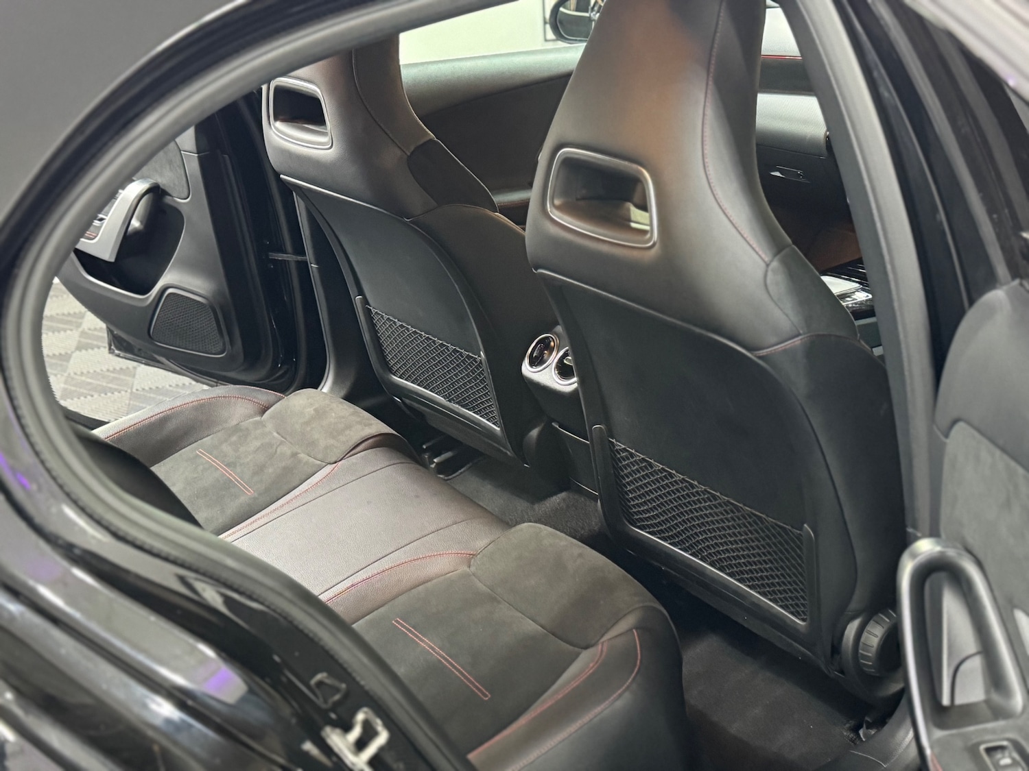 Used Mercedes-Benz A-Class 2018 for sale - 77289570: Photo 9