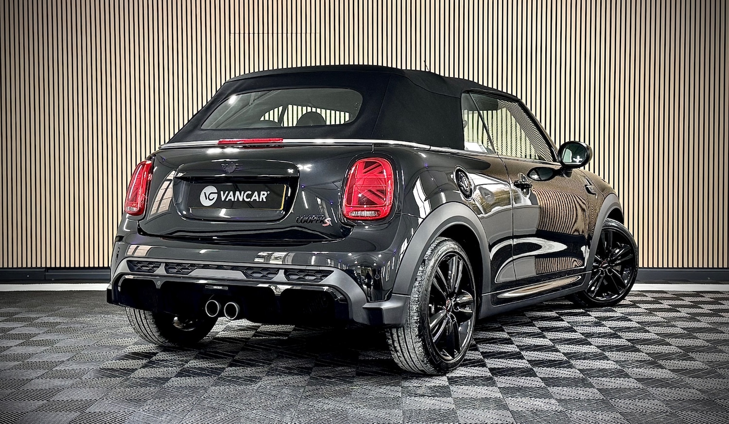 Used MINI Convertible 2023 for sale - 76618848: Photo 12
