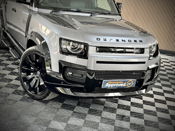 Used Land Rover Defender 2023 for sale - 74764081: Photo 2