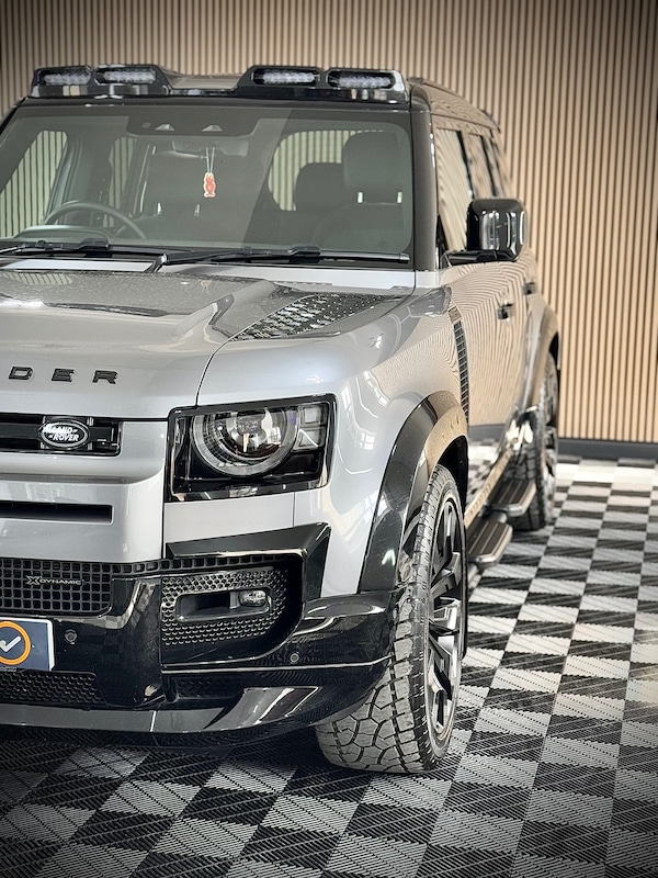 Used Land Rover Defender 2023 for sale - 74764081: Photo 5