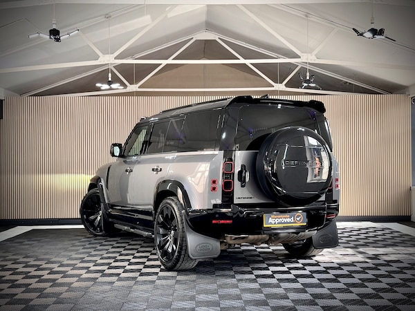 Used Land Rover Defender 2023 for sale - 74764081: Photo 9