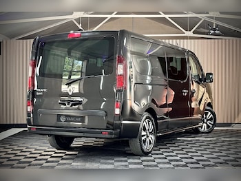 Used Renault Trafic 2024 for sale - 79131696: Photo