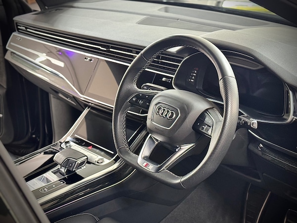 Used Audi Q8 2022 for sale - 74764096: Photo 5