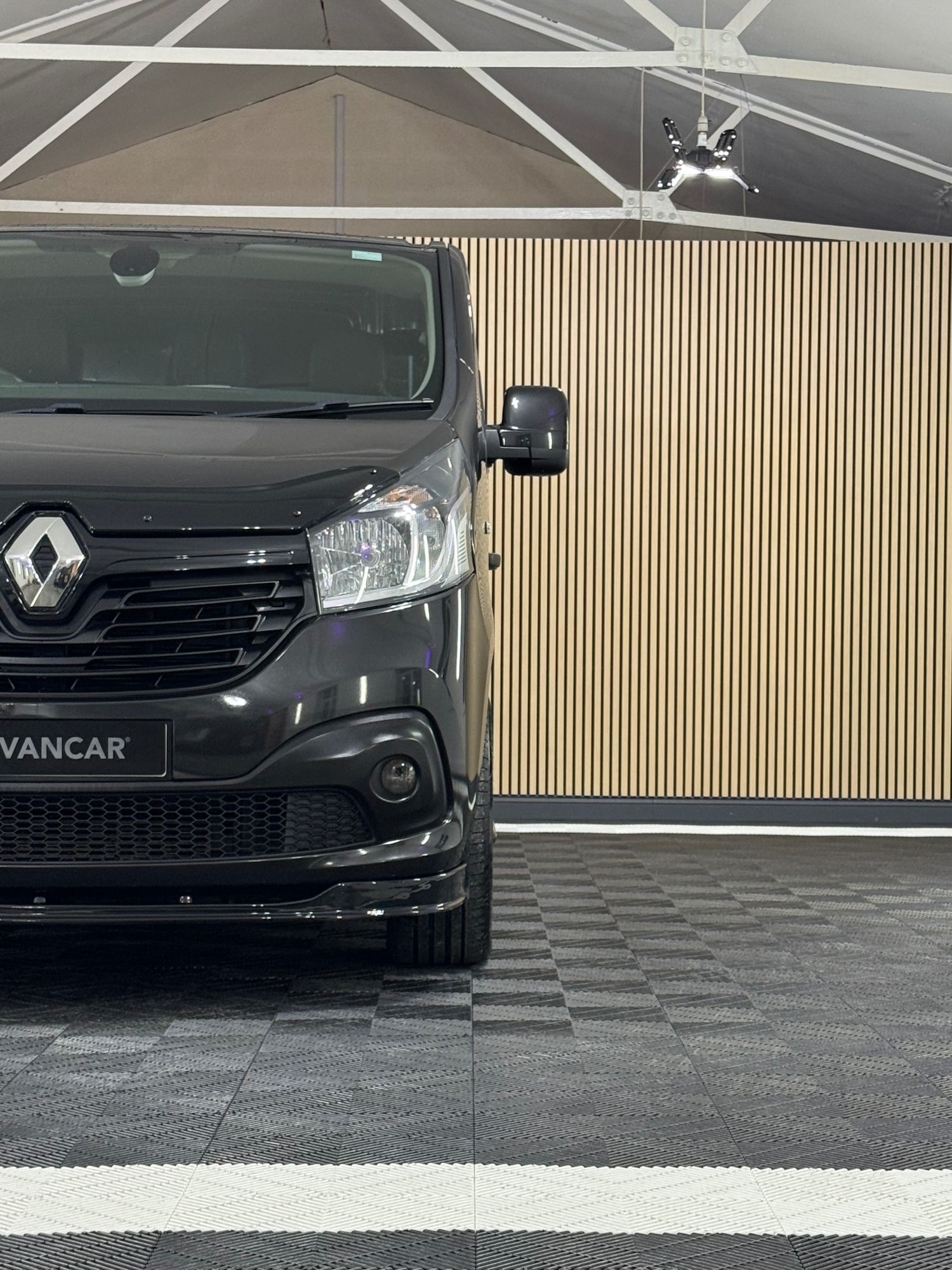 Used Renault Trafic 2017 for sale - 76382393: Photo 2