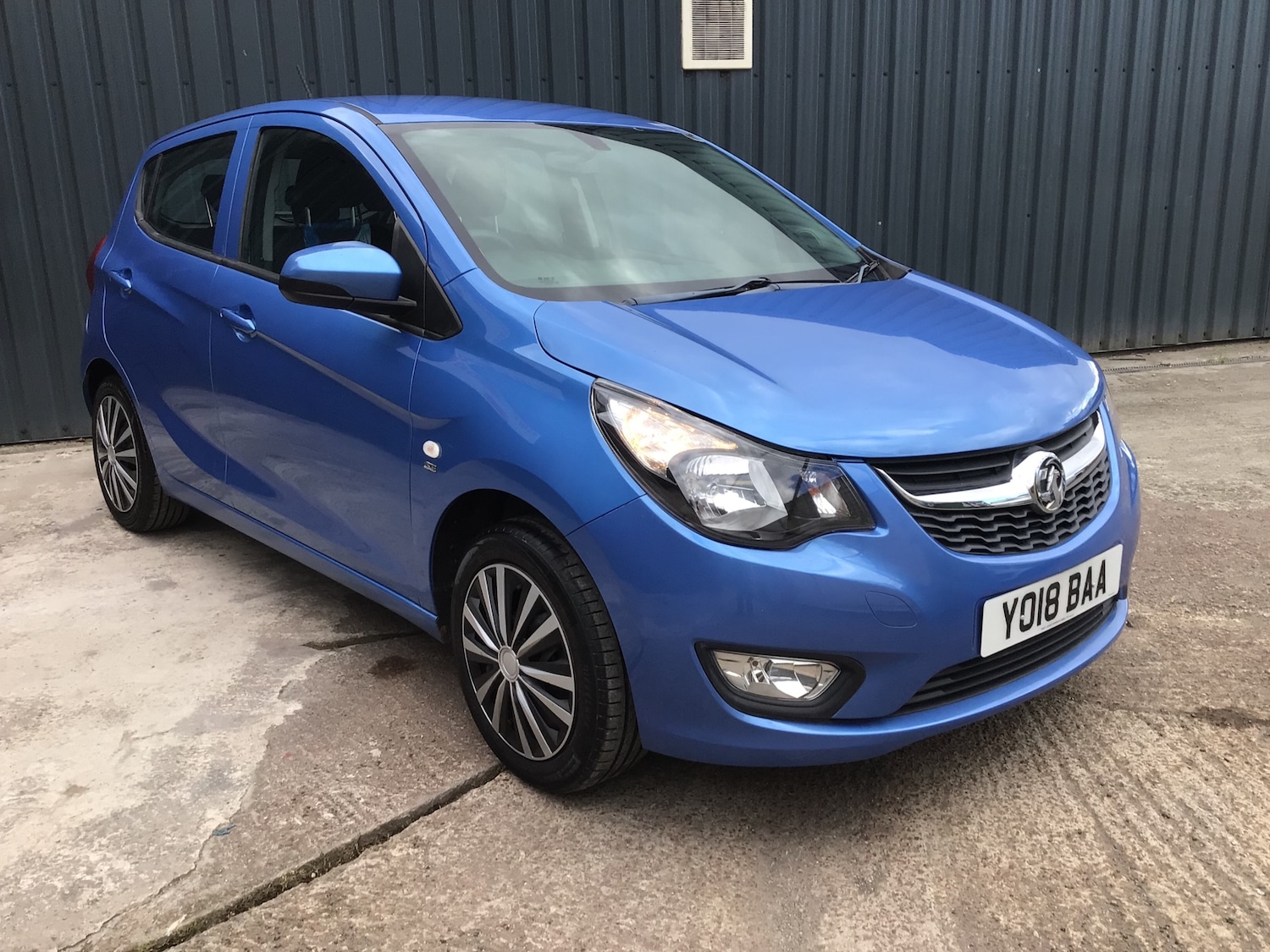 Used Vauxhall Viva 2018 for sale - 76075887: Photo 3