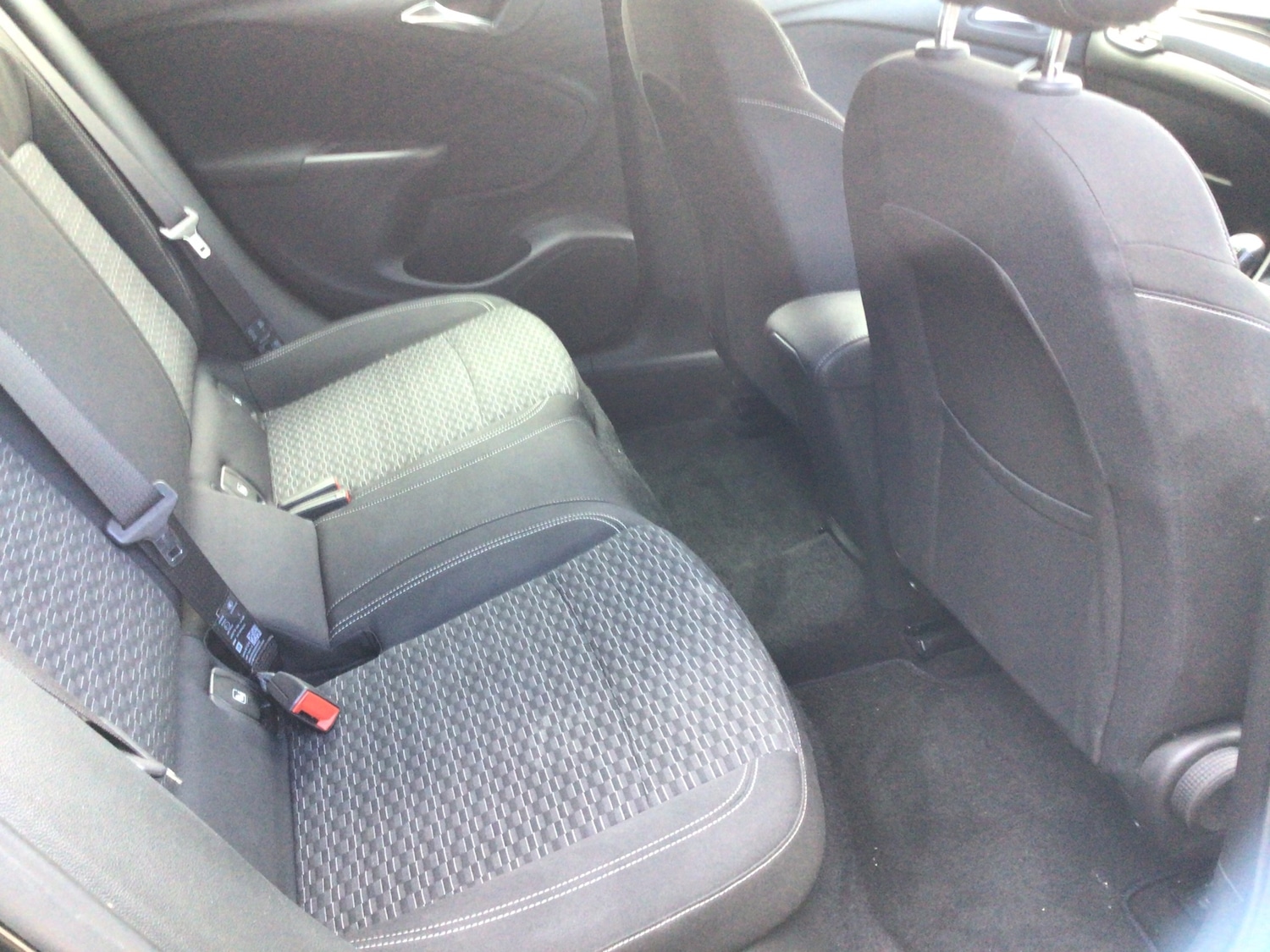 Used Vauxhall Astra 2018 for sale - 76075878: Photo 9