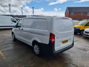 Used Mercedes-Benz Vito 2018 for sale - 68449331: Photo