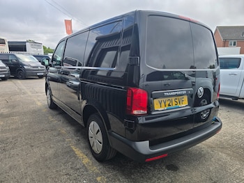 Used Volkswagen Transporter 2021 for sale - 79342697: Photo