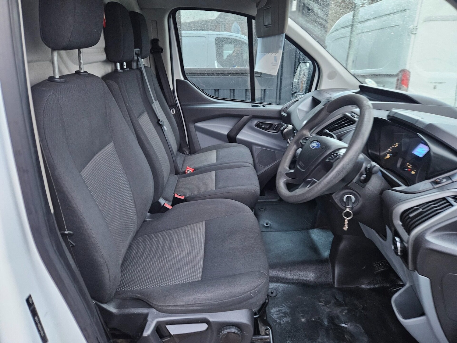 Used Ford Transit Custom 2015 for sale - 76853438: Photo 7
