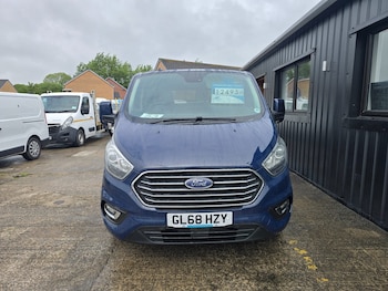 Used Ford Tourneo Custom 2019 for sale - 78629696: Photo