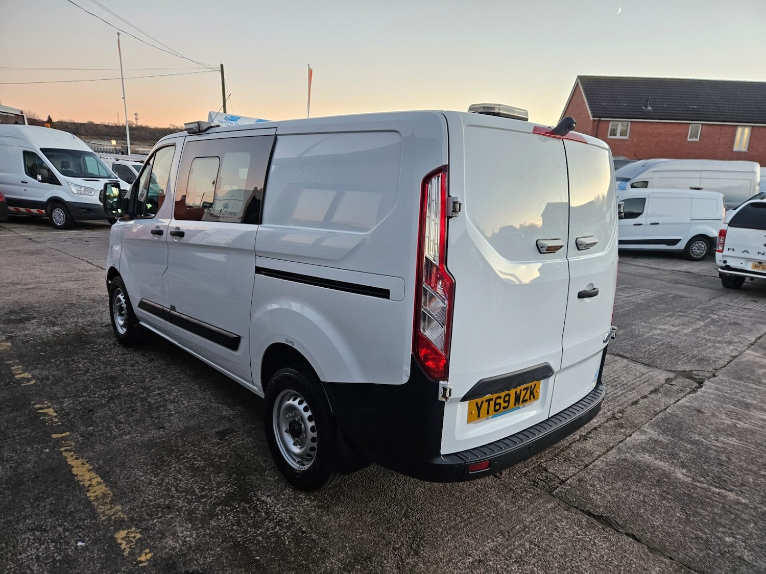 Used Ford Transit Custom 2019 for sale - 76706005: Photo 4