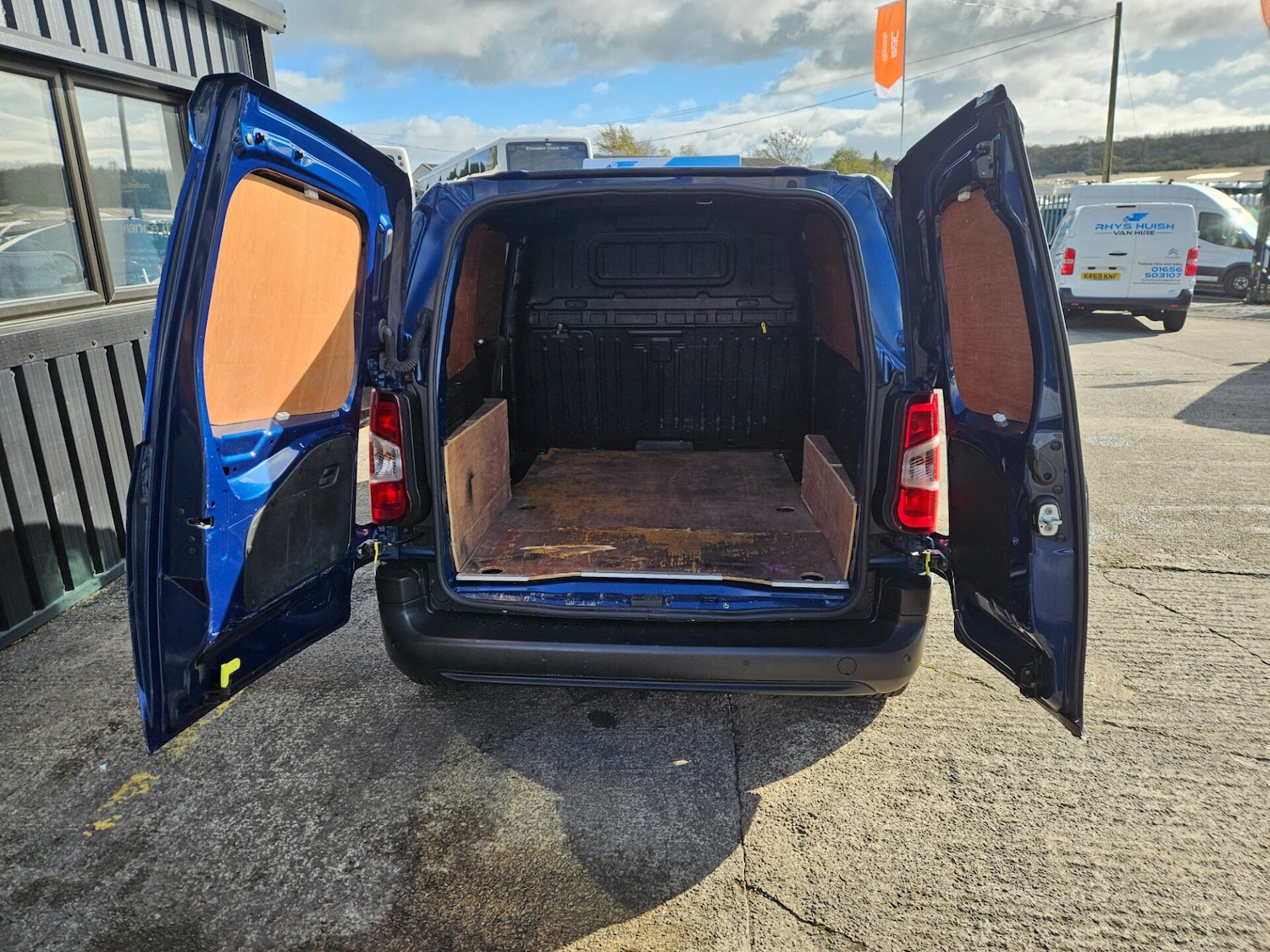 Used Citroen Berlingo 2020 for sale - 76381989: Photo 7