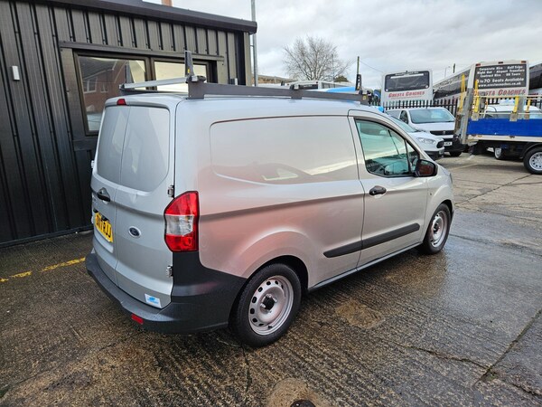 Used Ford Transit Courier 2017 for sale - 69555891: Photo 6