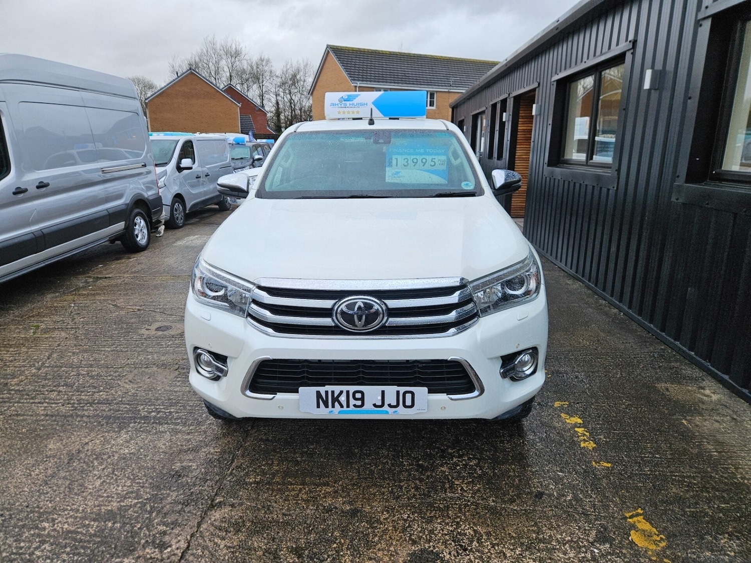 Used Toyota Hilux 2019 for sale - 77310537: Photo 2