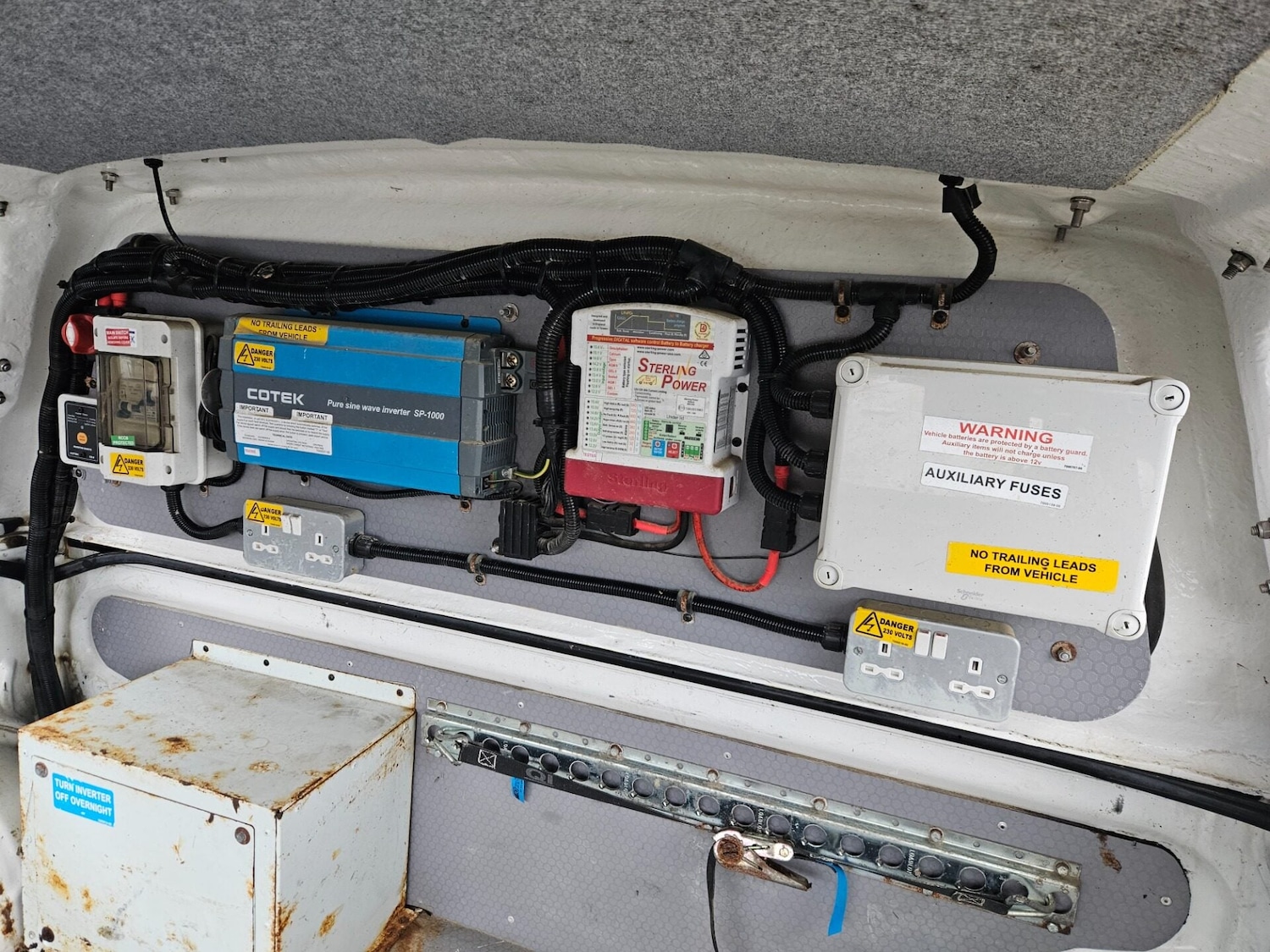 Used Toyota Hilux 2018 for sale - 77802323: Photo 10