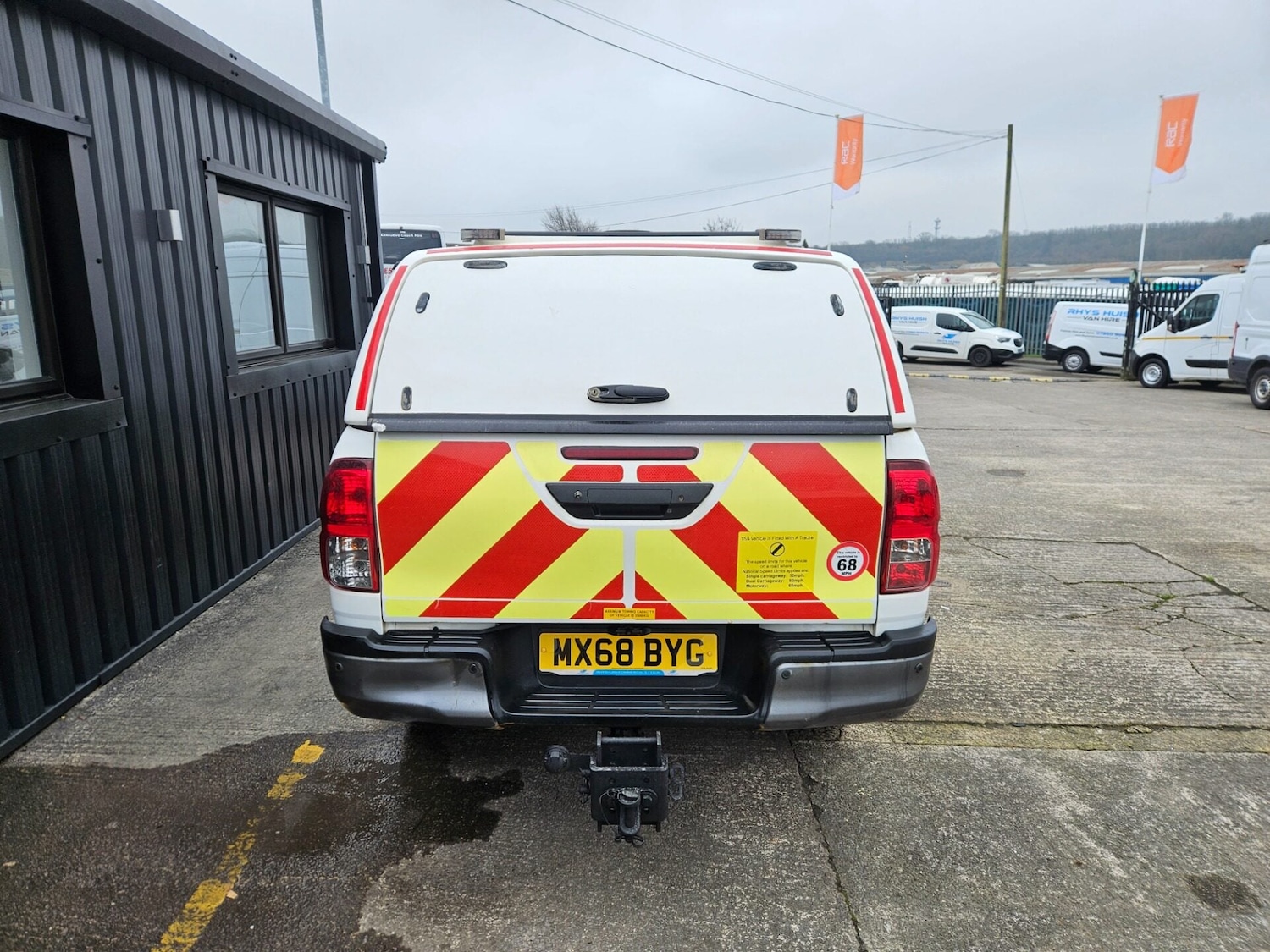 Used Toyota Hilux 2018 for sale - 77802323: Photo 5