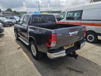 Used Toyota Hilux 2018 for sale - 74982844: Photo