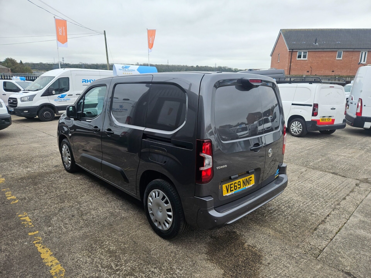 Used Vauxhall Combo 2020 for sale - 76263345: Photo 4