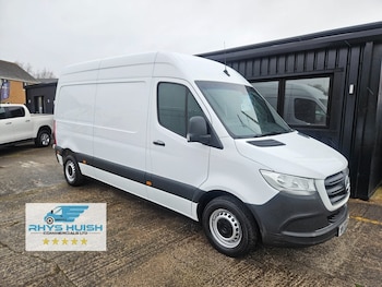 Mercedes-Benz Sprinter feature image