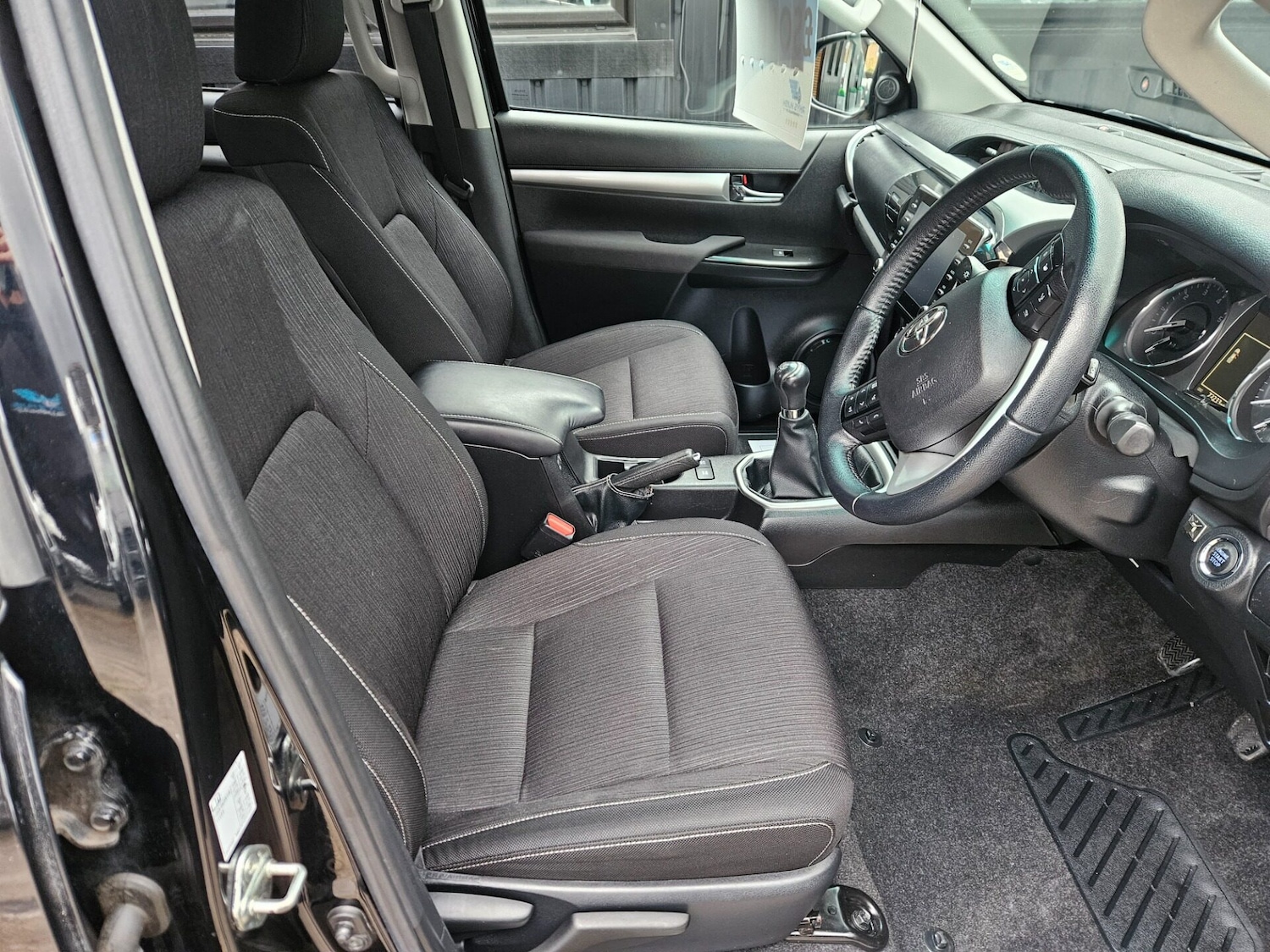 Used Toyota Hilux 2021 for sale - 76553807: Photo 7