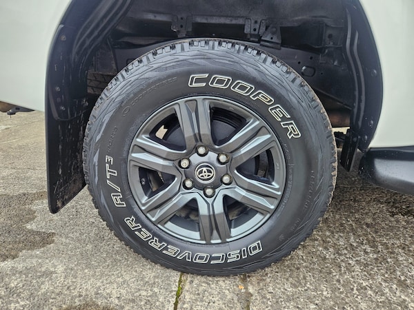 Used Toyota Hilux 2021 for sale - 76263342: Photo 10