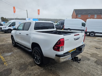 Used Toyota Hilux 2021 for sale - 76263342: Photo 4