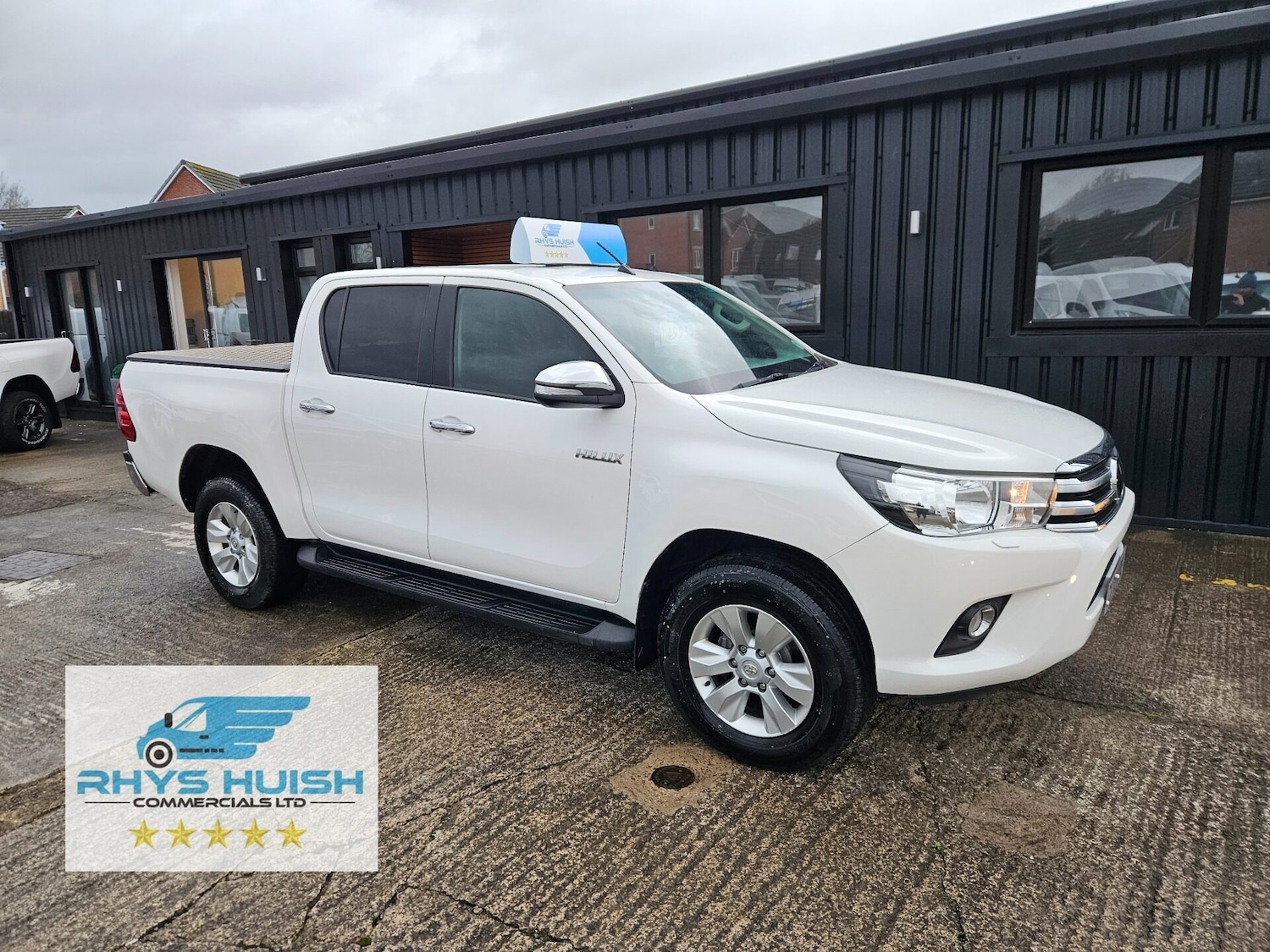 Used Toyota Hilux 2020 for sale - 76553804: Photo 1