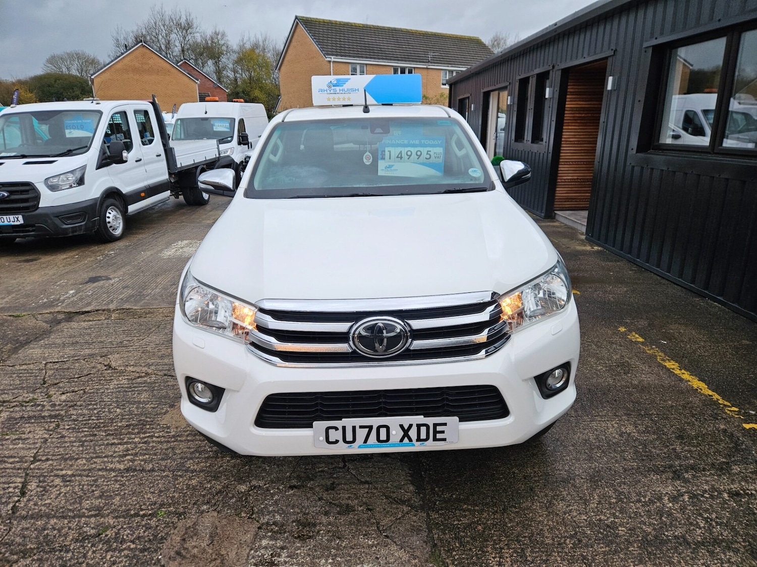 Used Toyota Hilux 2020 for sale - 76553804: Photo 2