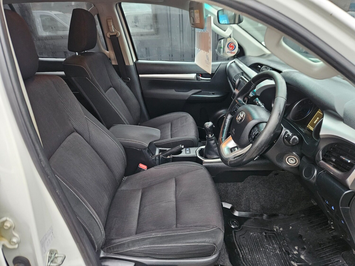 Used Toyota Hilux 2020 for sale - 76553804: Photo 9