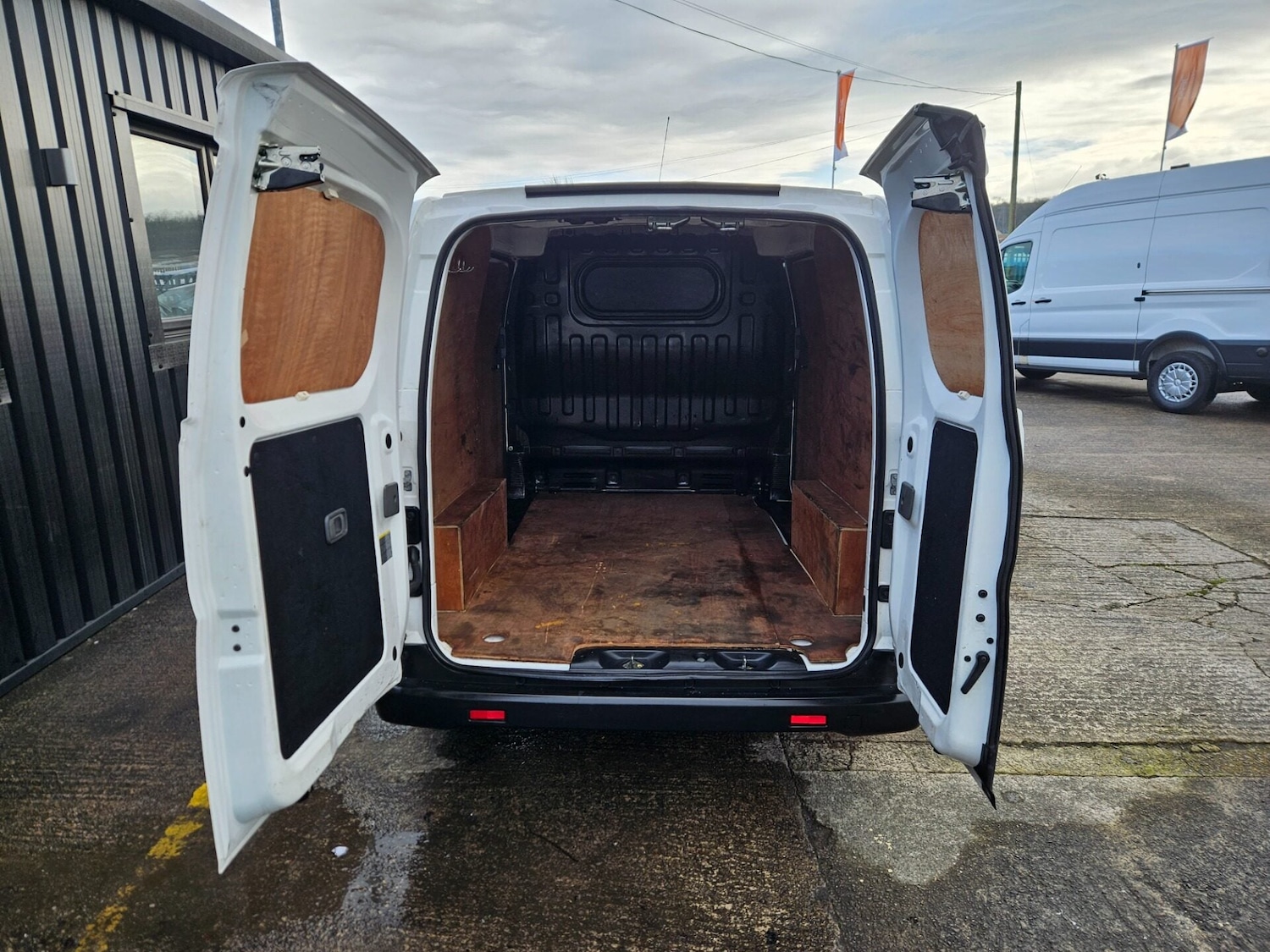 Used Nissan NV200 2018 for sale - 77363402: Photo 9