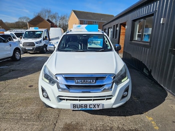 Used Isuzu D-Max 2018 for sale - 77662033: Photo