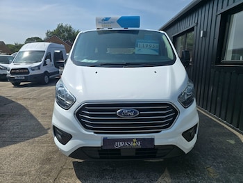 Used Ford Tourneo Custom 2019 for sale - 79301558: Photo