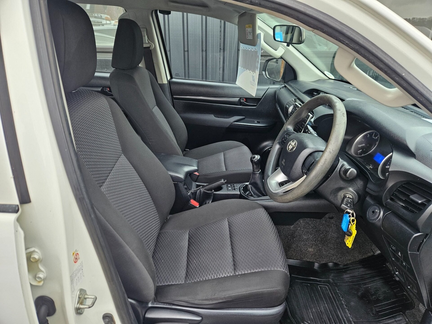 Used Toyota Hilux 2016 for sale - 78133183: Photo 7