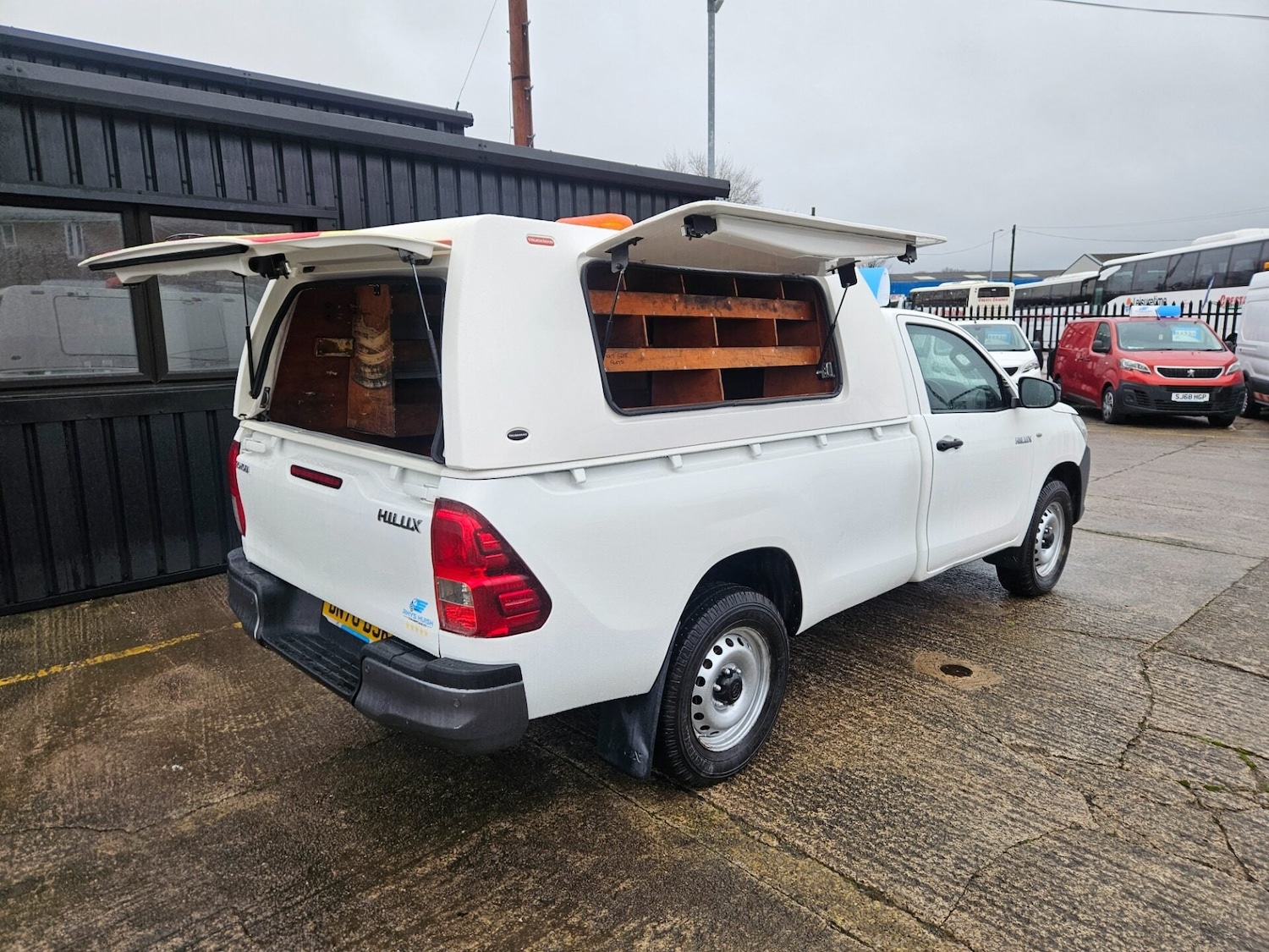Used Toyota Hilux 2020 for sale - 76734662: Photo 9