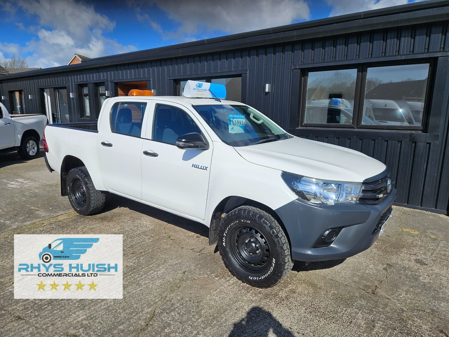 Used Toyota Hilux 2018 for sale - 77961781: Photo 1