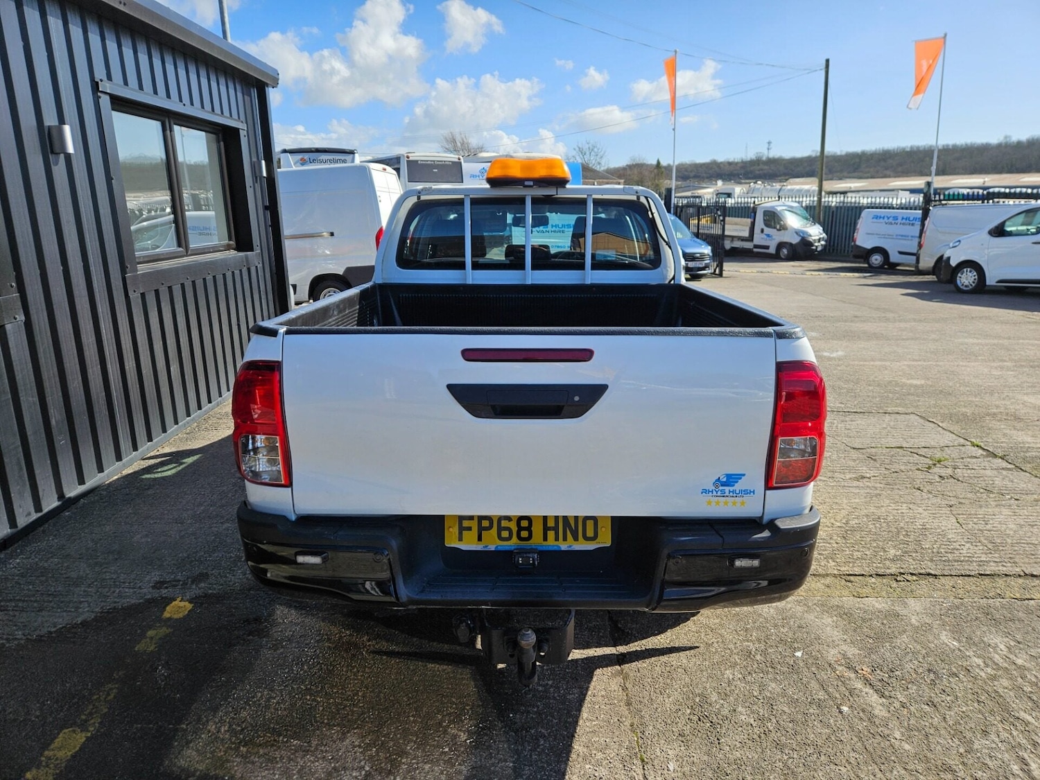 Used Toyota Hilux 2018 for sale - 77961781: Photo 9