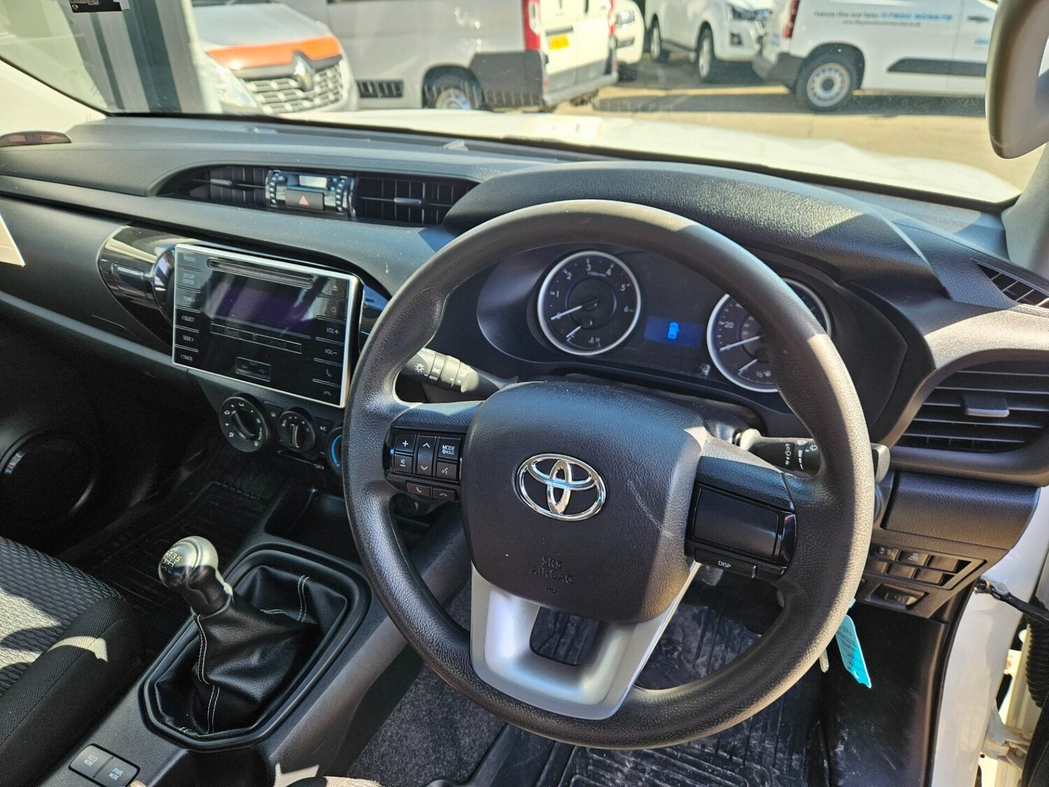 Used Toyota Hilux 2018 for sale - 77915537: Photo 8