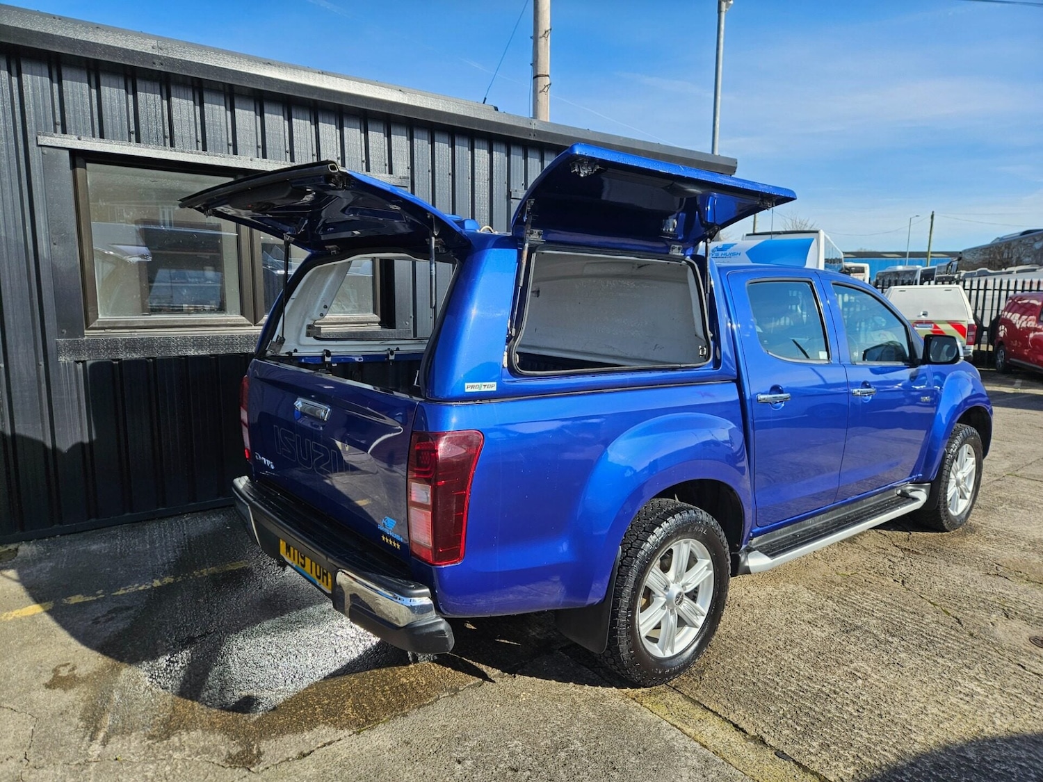 Used Isuzu D-Max 2019 for sale - 77662037: Photo 7
