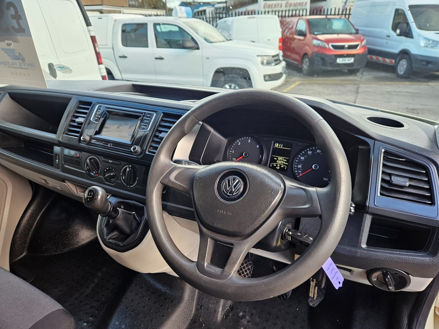 Used Volkswagen Transporter 2016 for sale - 76762053: Photo 10