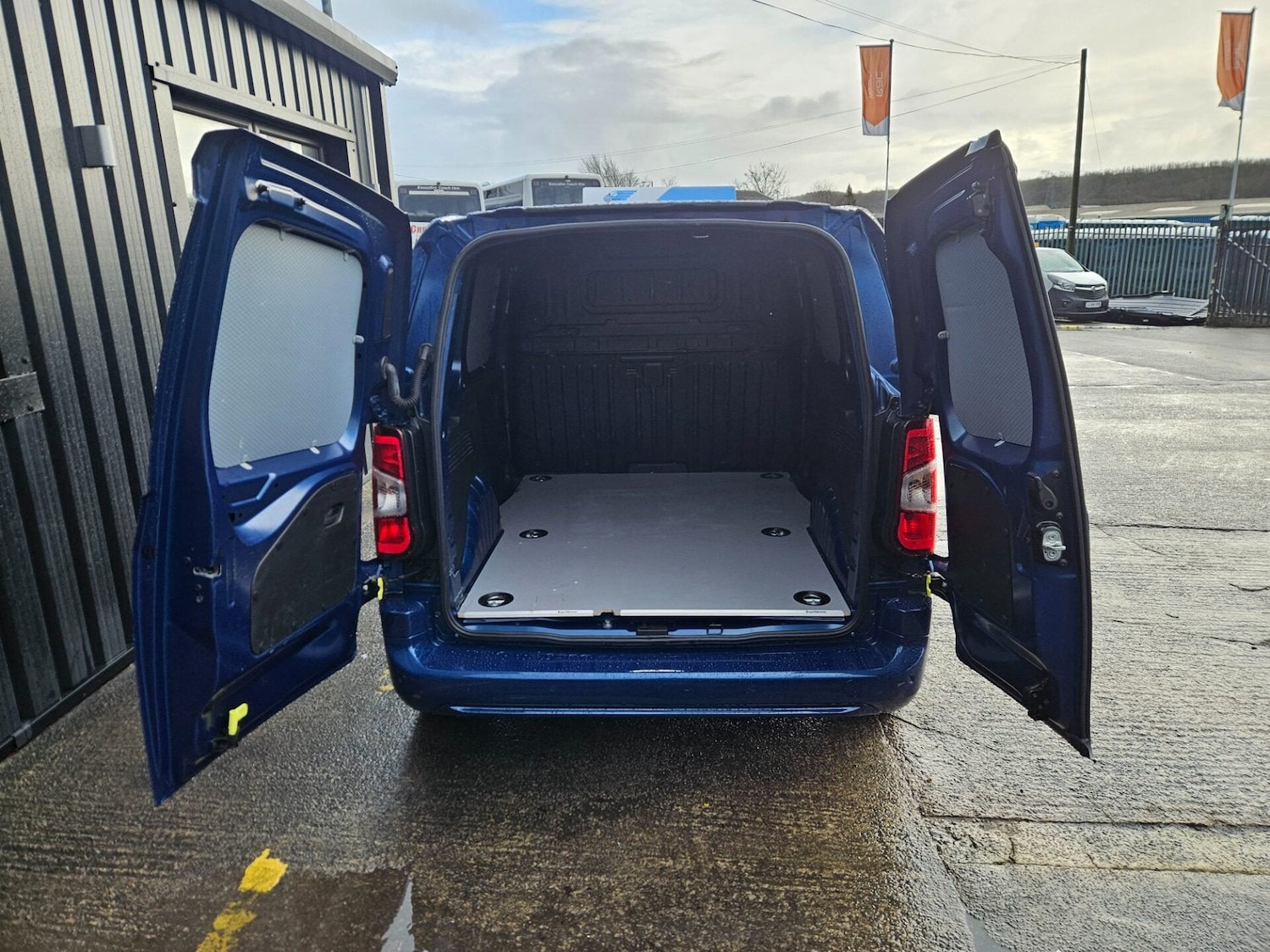 Used Vauxhall Combo 2019 for sale - 77398302: Photo 8