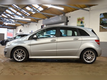 Used Mercedes-Benz B Class 2009 for sale - 77606860: Photo