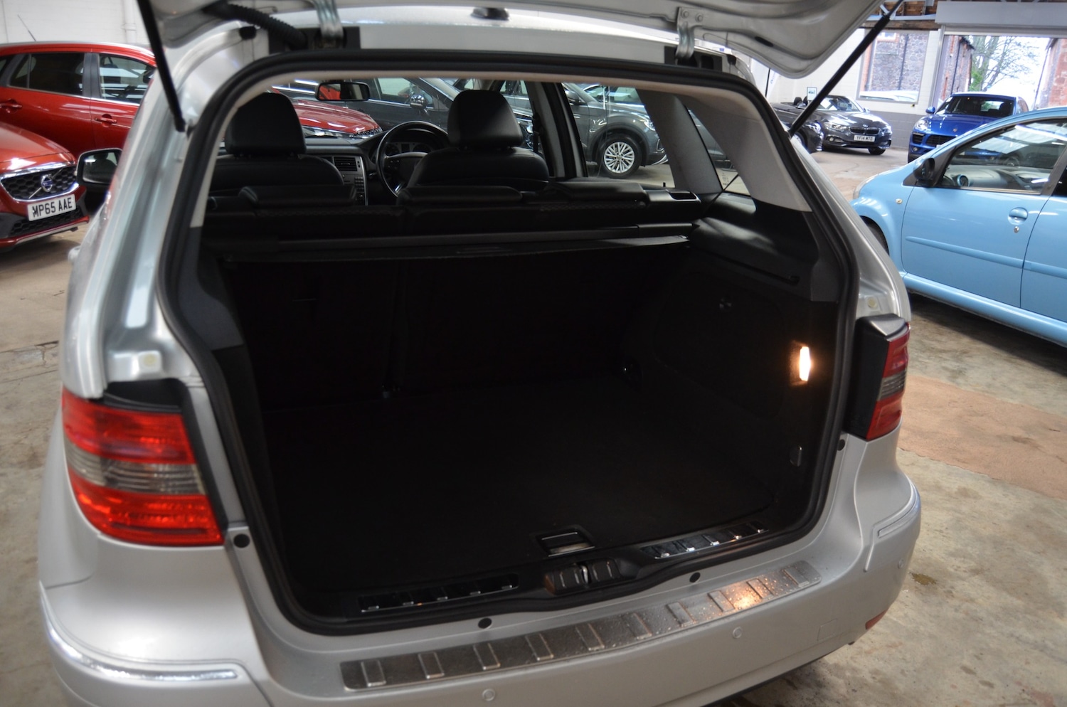 Used Mercedes-Benz B Class 2009 for sale - 77606860: Photo 8