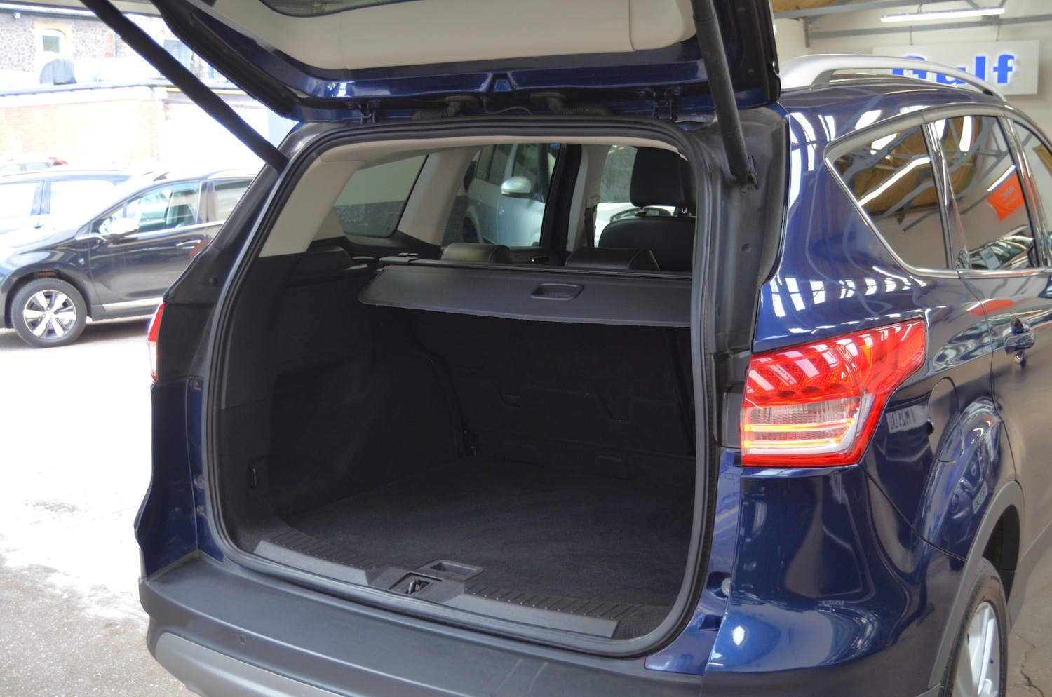 Used Ford Kuga 2013 for sale - 78026059: Photo 7