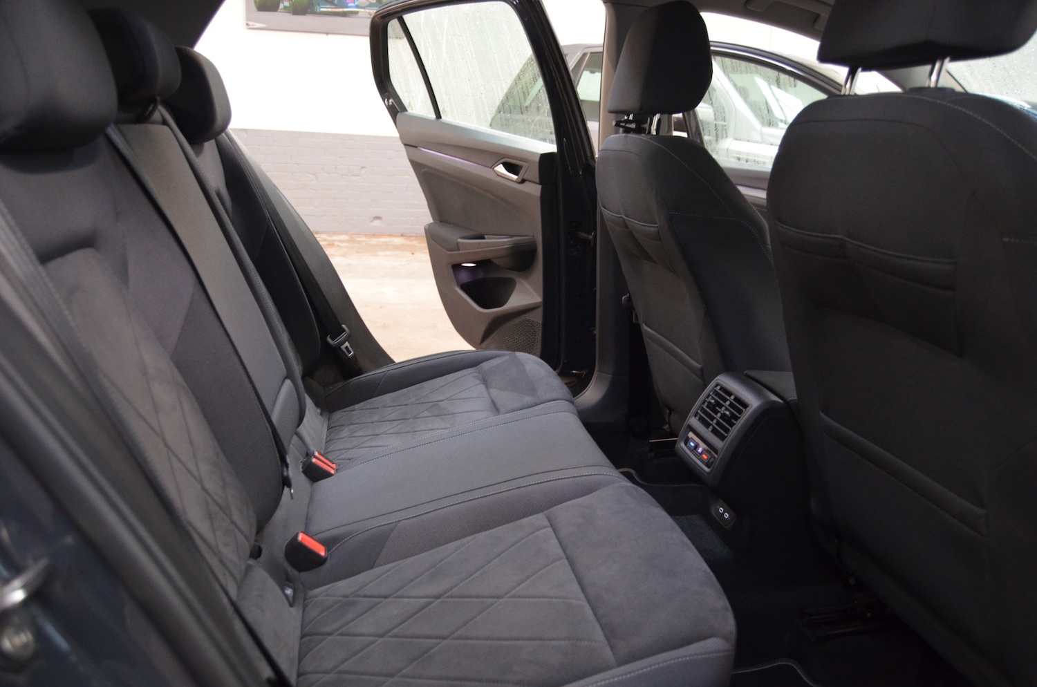 Used Volkswagen Golf 2020 for sale - 77032799: Photo 10