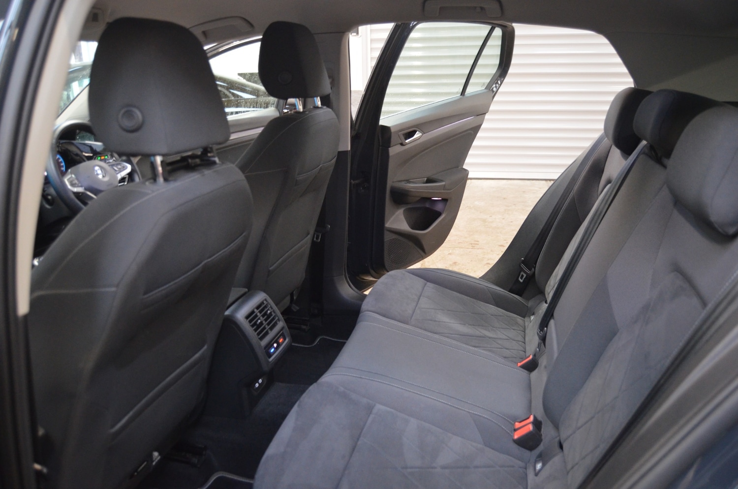 Used Volkswagen Golf 2020 for sale - 77032799: Photo 18