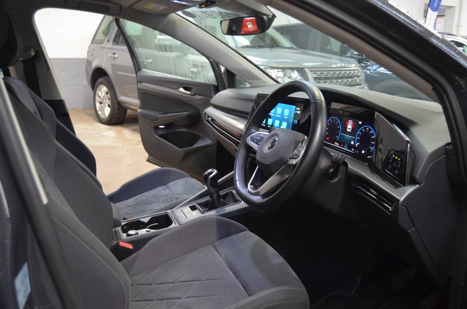 Used Volkswagen Golf 2020 for sale - 77032799: Photo 20