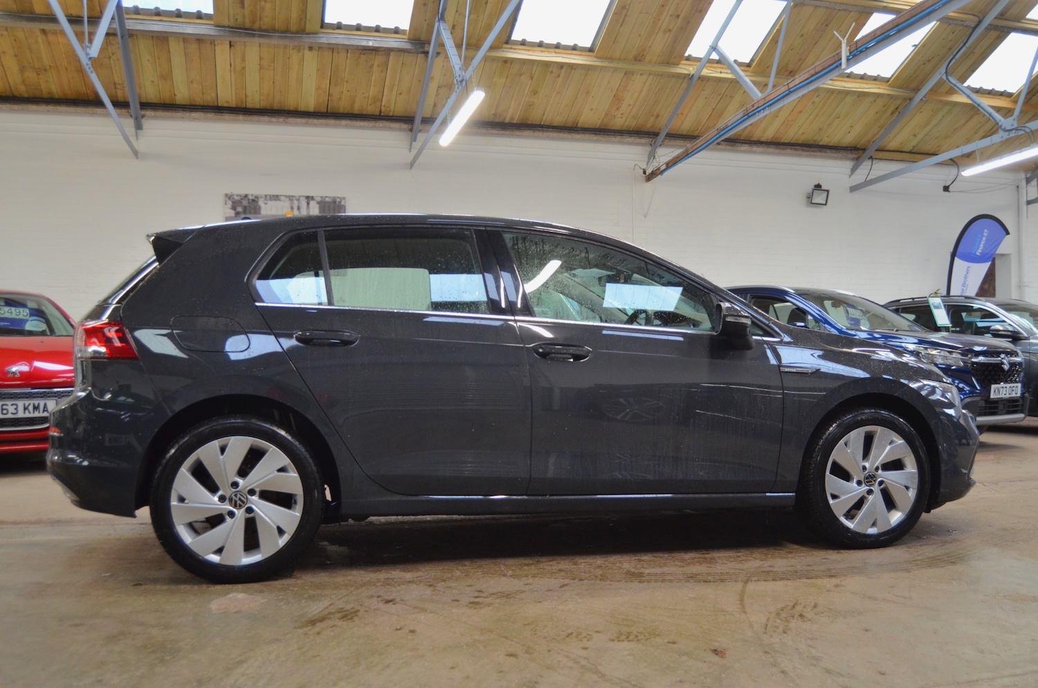Used Volkswagen Golf 2020 for sale - 77032799: Photo 6
