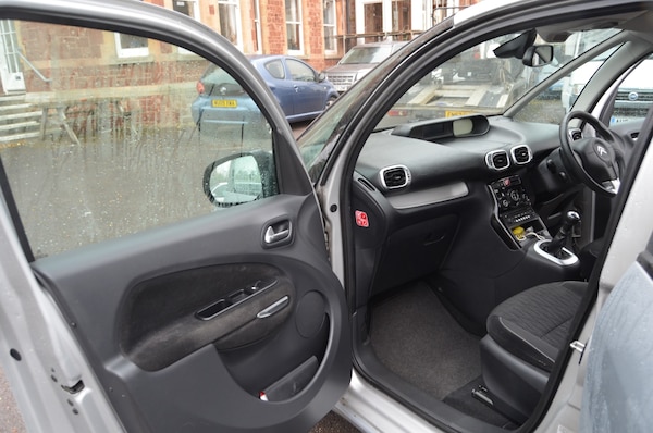 Used Citroen C3 Picasso 2013 for sale - 76252663: Photo 19