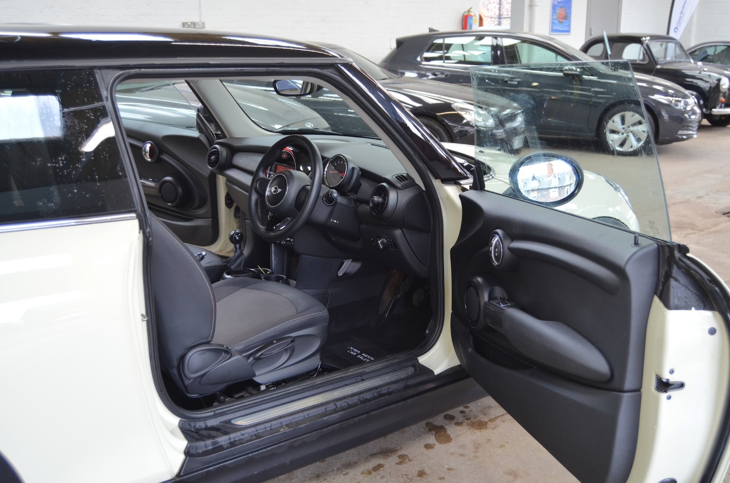 Used MINI Hatch 2014 for sale - 78190698: Photo 8